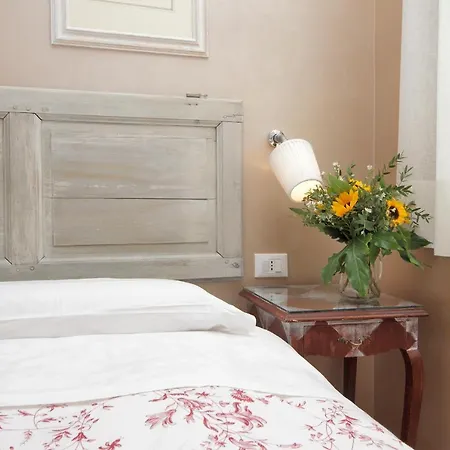 Deco's Place Teodora Appartement *