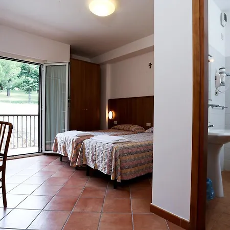 Hotel Divino - Casa Del Pellegrino 3*