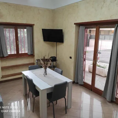 2 Apartment *