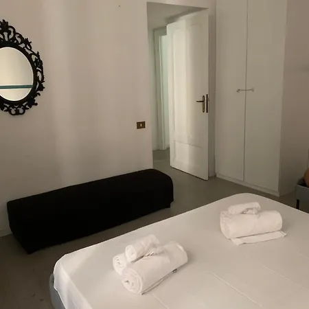 Mc - Piazza Mancini Rome