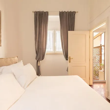 Apartment The Pantheon Terrace Experience Rome