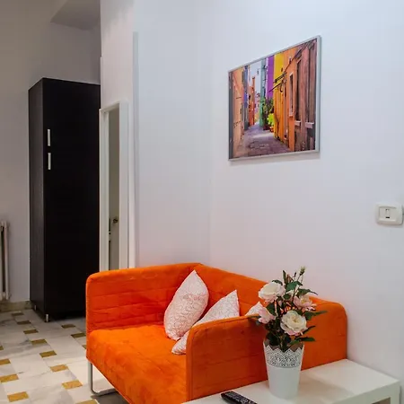 In Guest - Kamchu Piazza Bologna 1 Guest house