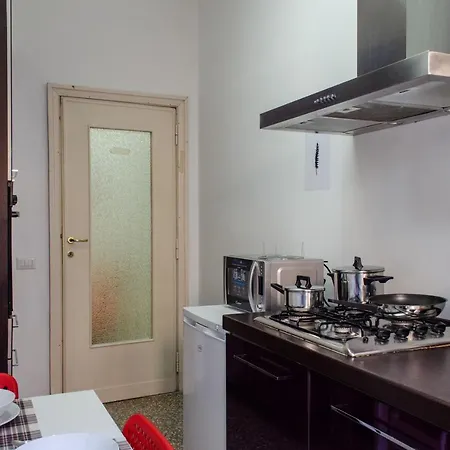 Guest house In Guest - Kamchu Piazza Bologna 1 Rome