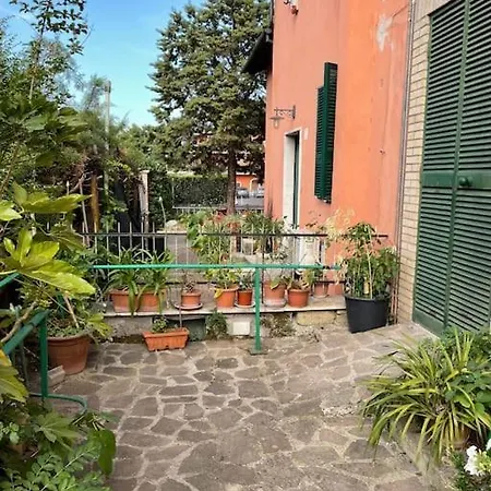 Privato Accanto Studi Televisivi Rome