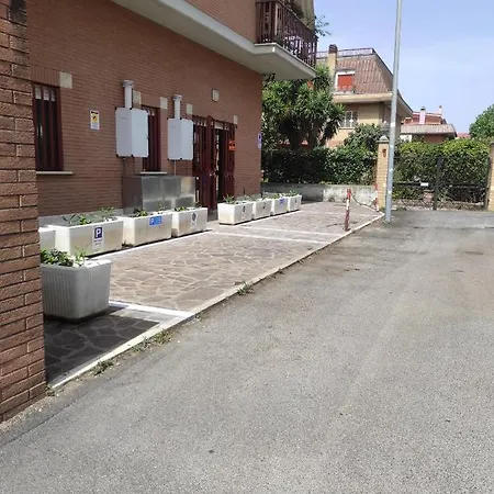 2 Apartment *