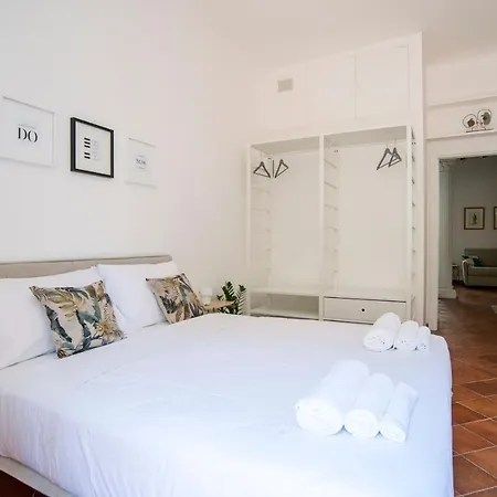 Colosseum, Monti, New Corithian House Up To 6 People Rome