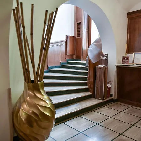 Hotel Regina Margherita 3*