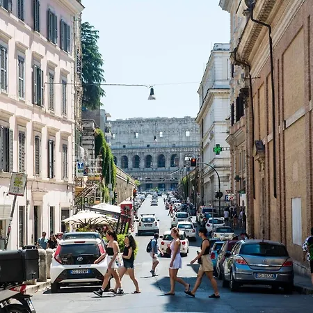 Apartment Colosseum, Monti, New Corithian House Up To 6 People Rome