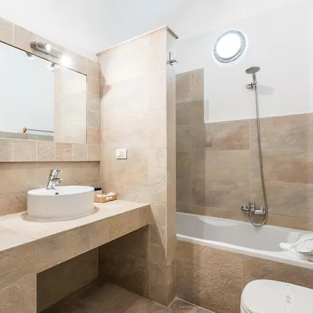 Trinita Dei Monti Piazza Di Spagna, Maison d'hôtes 2*