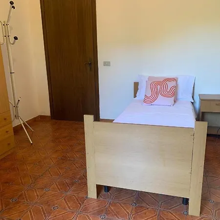 Guest house Castel Di Leva House *
