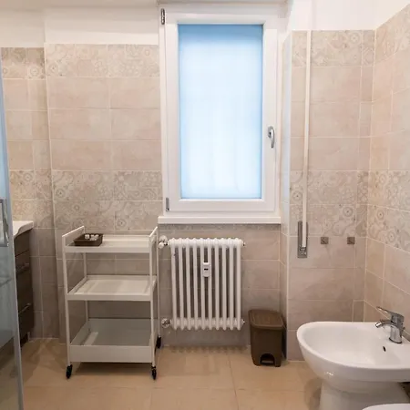 Casa Rosa Beige E Blu * Rome