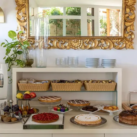 Scalinata Di Spagna Hotel 3*