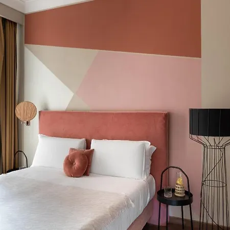 Boutique Galatea 3*