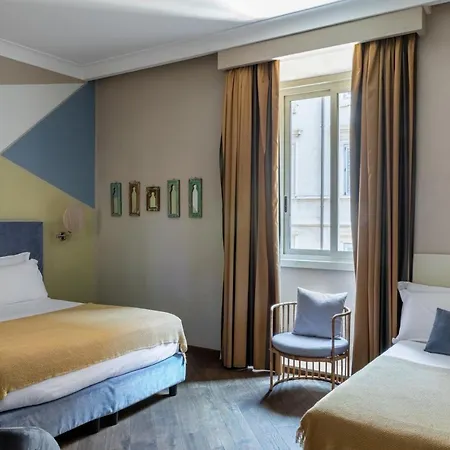 Boutique Galatea 3*
