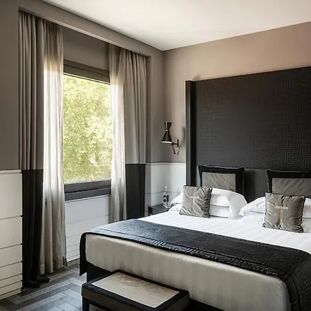 The Tribune, Part Of Jdv By Hyatt 4* Roma