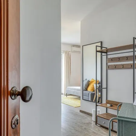 Bed & Breakfast Drive In 3*