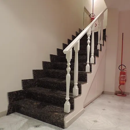 Campanile Suites-alloggio Turistico Affittacamere Roma