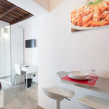 Domenichino Luxury Apartmán