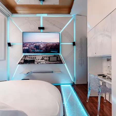 Trecento Hotel 3*
