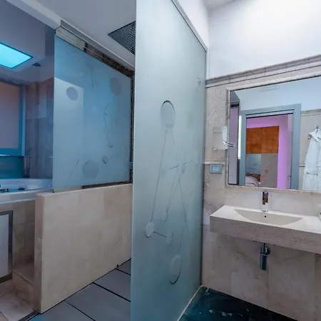 Trecento Hotel Roma