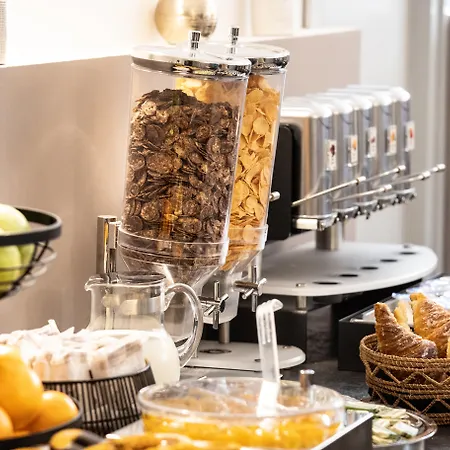 Hotell The Cross 3*