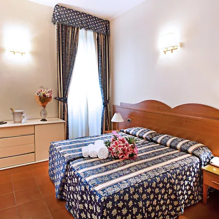 Hotel Augustea 3*