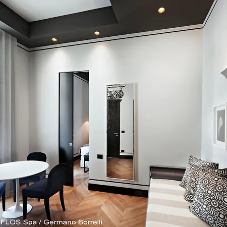 Corso 281 Luxury Hotel