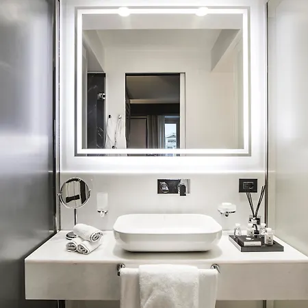 Corso 281 Luxury Hotel