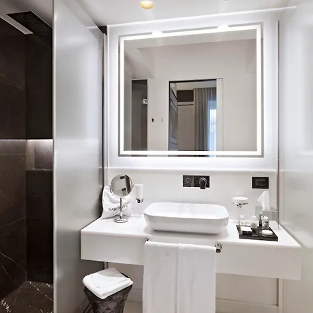 Corso 281 Luxury Hotel 5*
