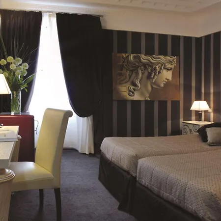 Atlante Star 4*