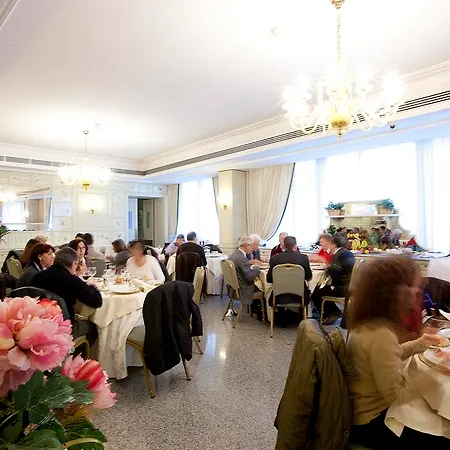 Fh55 Grand Palatino 4* Řím