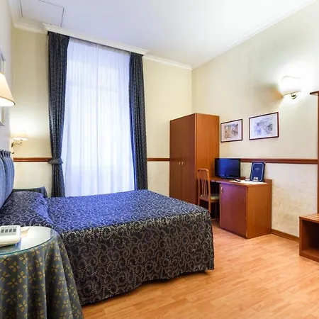 Paris Hotel 3*