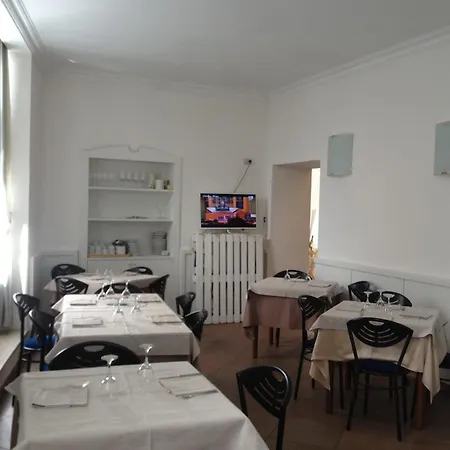 Paris Hotel