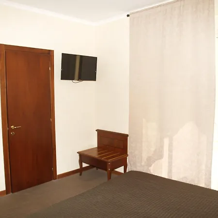 Osimar Hotell