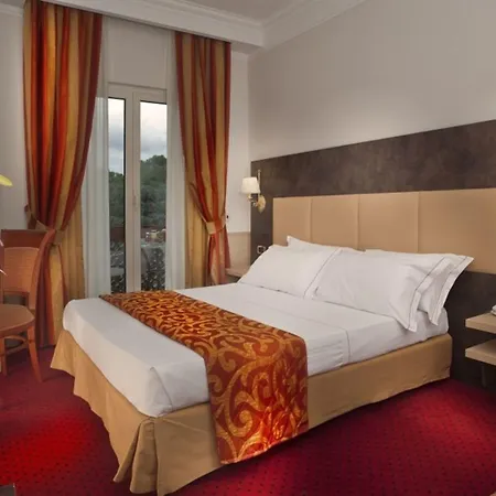 Pinewood Hotel Roma