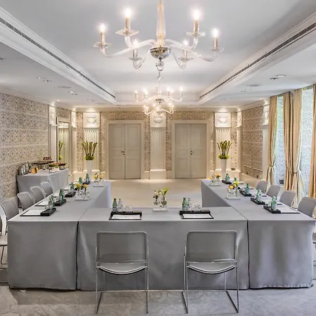 Hotel Rocco Forte De Russie 5*