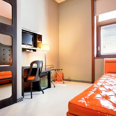Orange Ξενοδοχείο 4*
