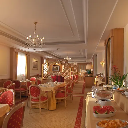 Hotell Residenza Paolo Vi 4*