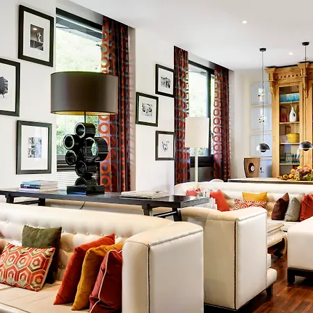 Pulitzer Hotel 4*