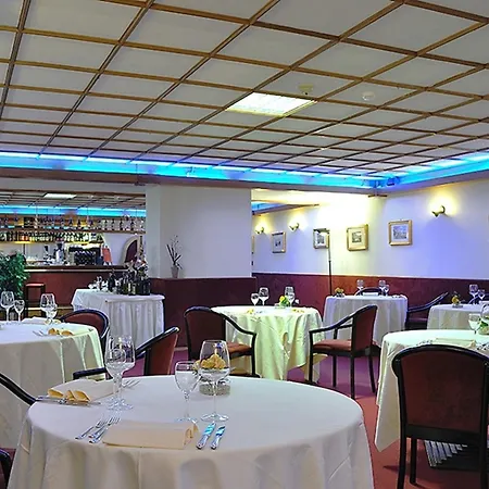 Pineta Palace Hotel 4*