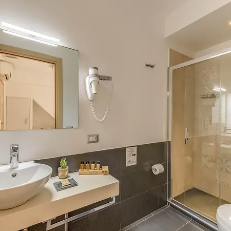 Trevi Hotel Rome