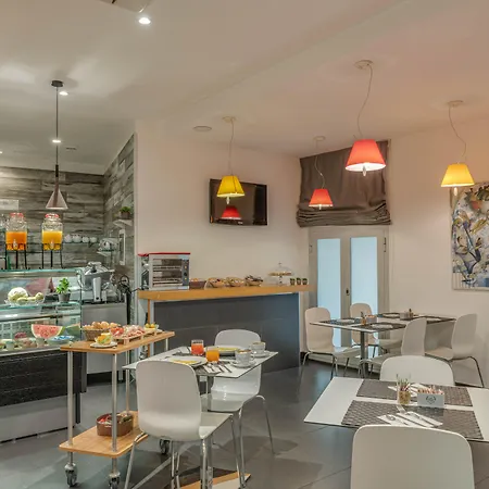 Trevi Hotel Rome
