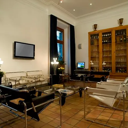 Cairoli Hotel