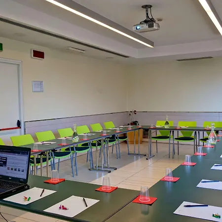 Hotel Best Western Globus 3*