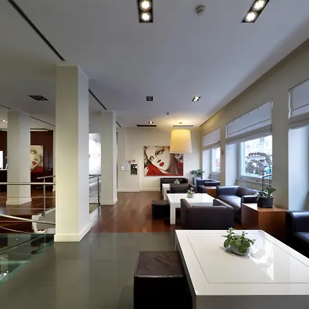 Saint John Hotel 4*