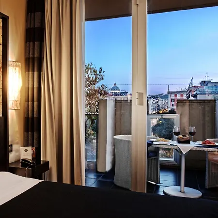 Hotel Twentyone 4*