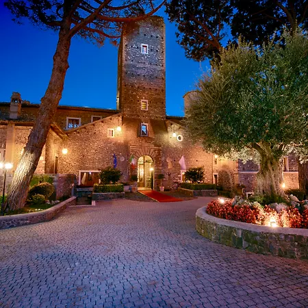 فندق Castello Della Castelluccia 4*