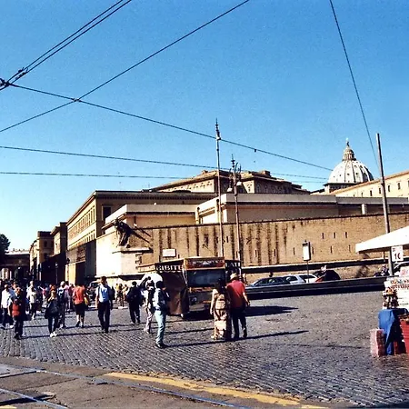 Tomas * Rome