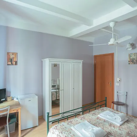 Gialel Guest house