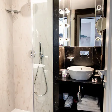 Boutique Palace מלון 3*
